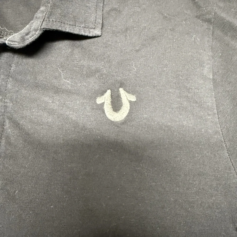 True Religion Polo Shirt Mens Medium Black Collared‎ Ribbed Cuffs Short Sleeve